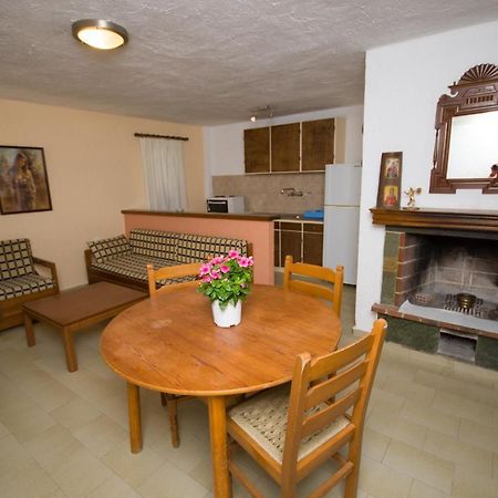 לרפטרה Gialos Studios & Apartments מראה חיצוני תמונה